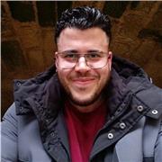 Me adapto a las necesidades de cada alumno. Parto del nivel que tiene para llegar al nivel que se le exige